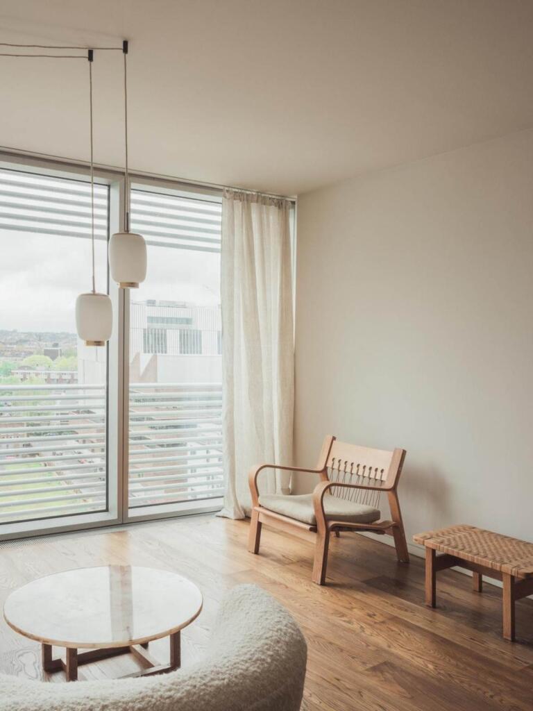 Apartment in London - View 5