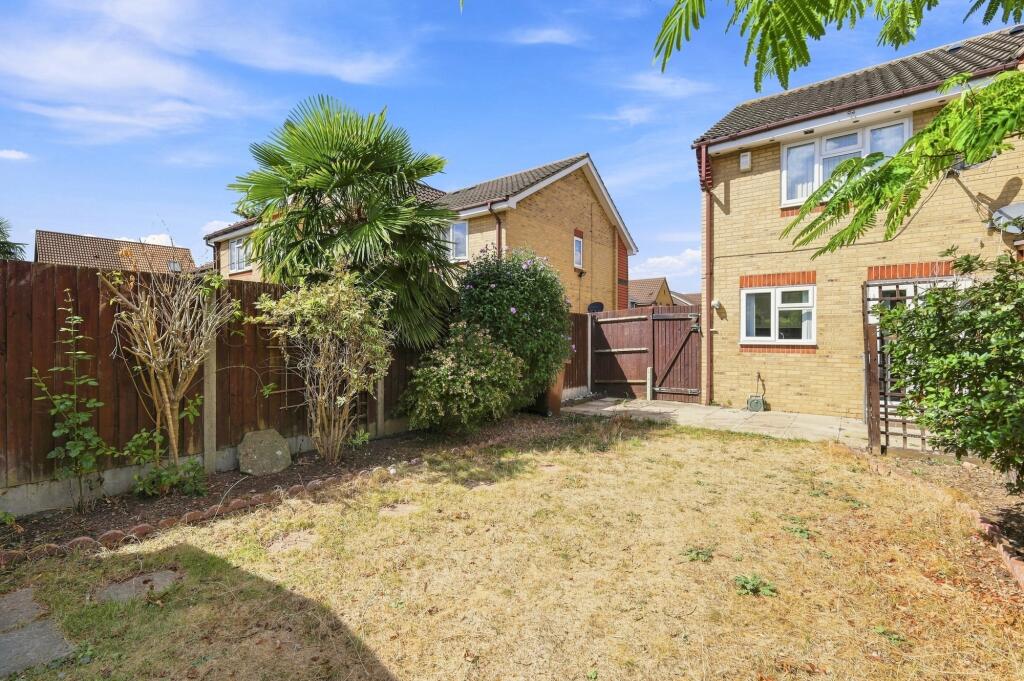 House in Grays, Chafford Hundred - View 4