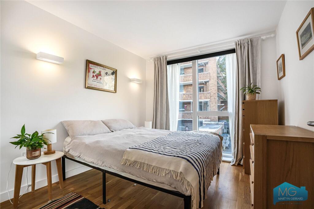 Apartment in London - View 3