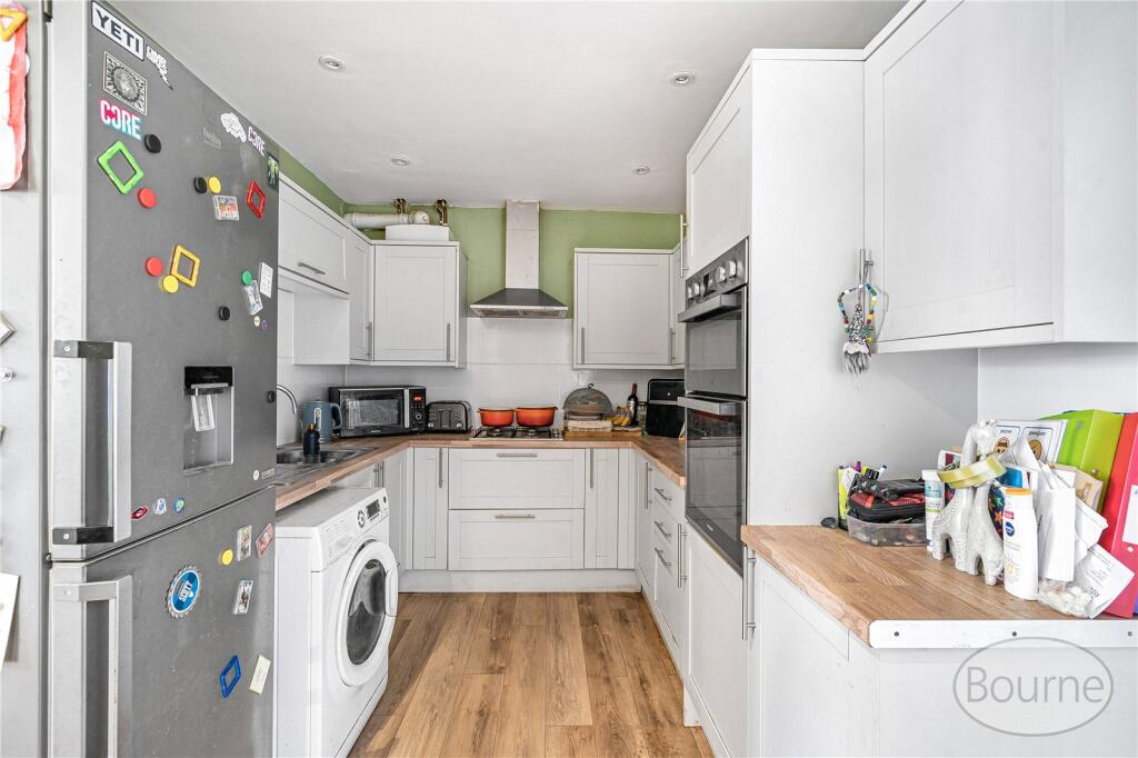 House in Woking, Surrey - View 2