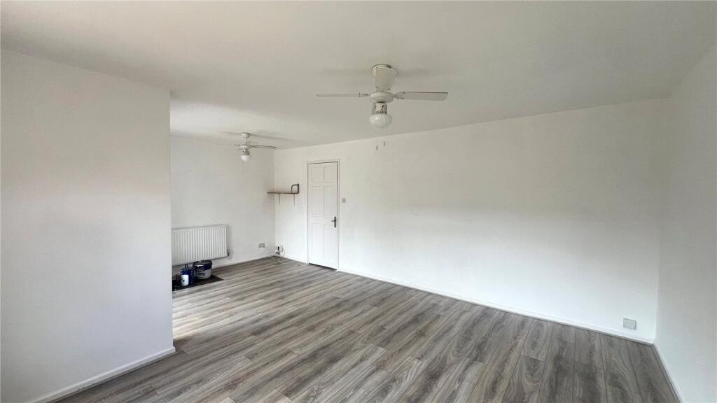 House in Redditch, Worcestershire - View 4