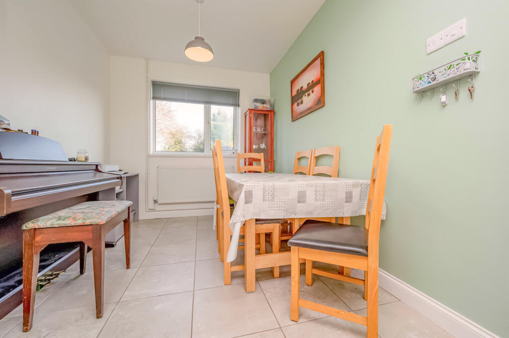 House in Desborough, North Northamptonshire - View 5