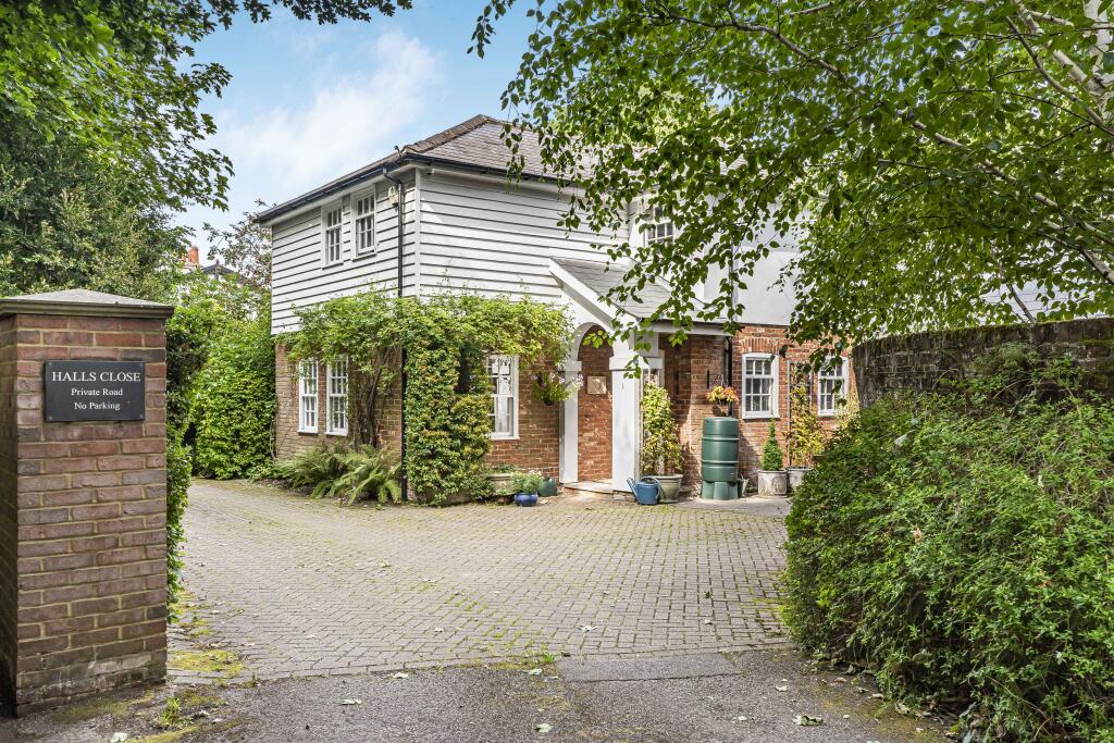 Additional image 20 of Halls Close, Welwyn, AL6