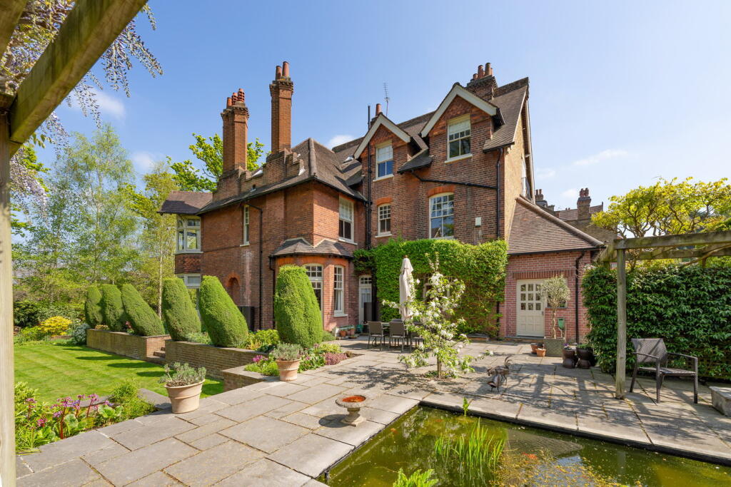 Main image of property: Church Road, Shortlands, Bromley, BR2