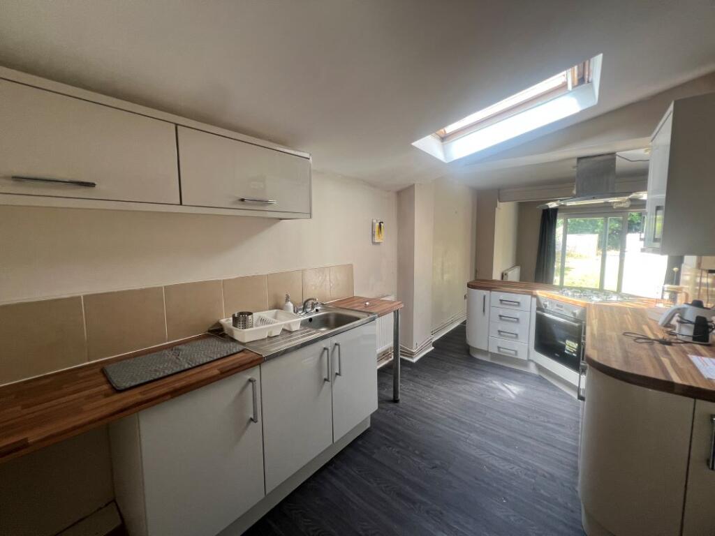 House in Wolverhampton - View 4