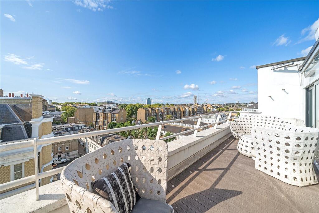 Apartment in London - More