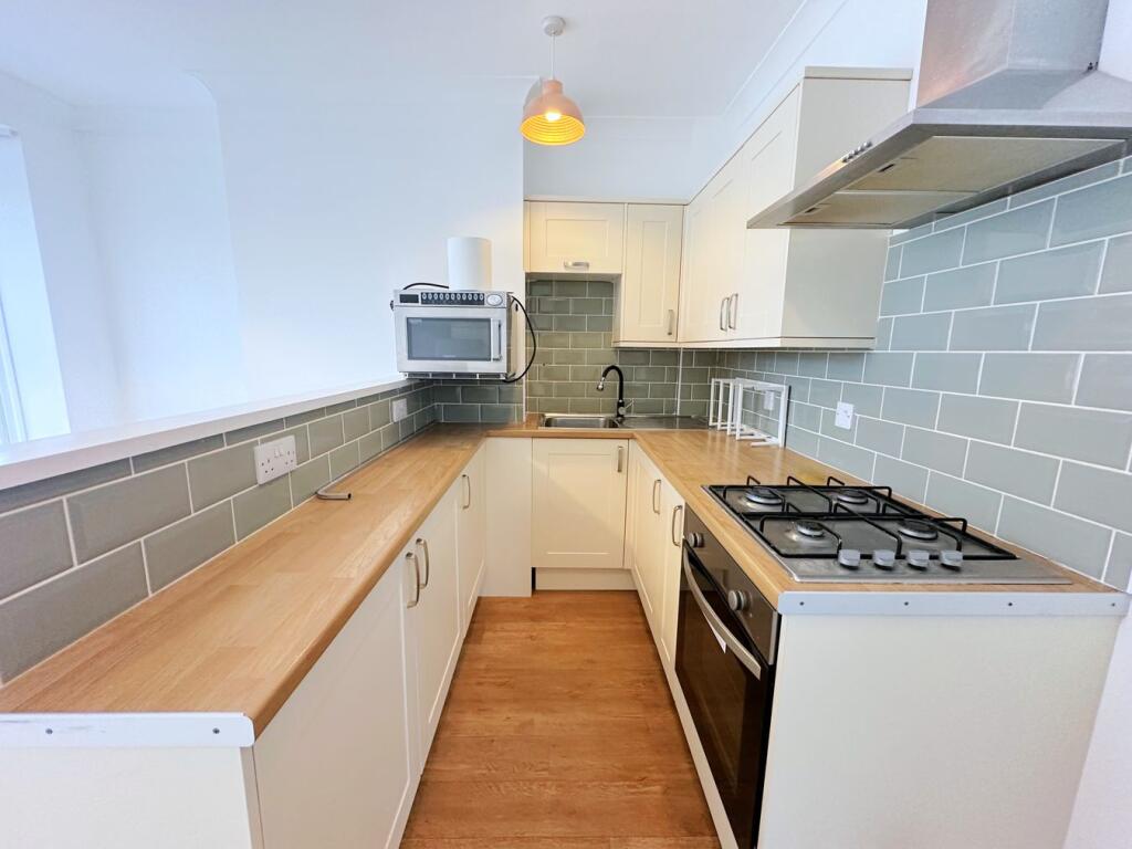 Apartment in St Leonards-on-sea, Silverhill - View 4