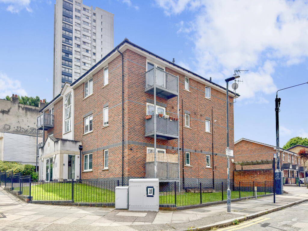 Main image of property: Glyndon Road, SE18