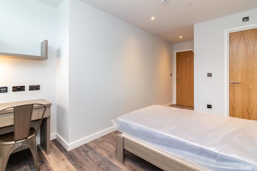Apartment in Nottingham, Nottinghamshire - More
