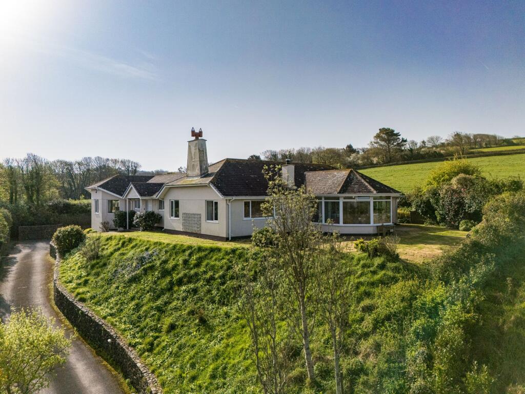 Main image of property: South Milton, Kingsbridge, TQ7