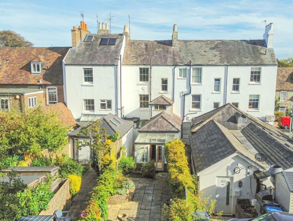 House in Haywards Heath, Lindfield - View 2