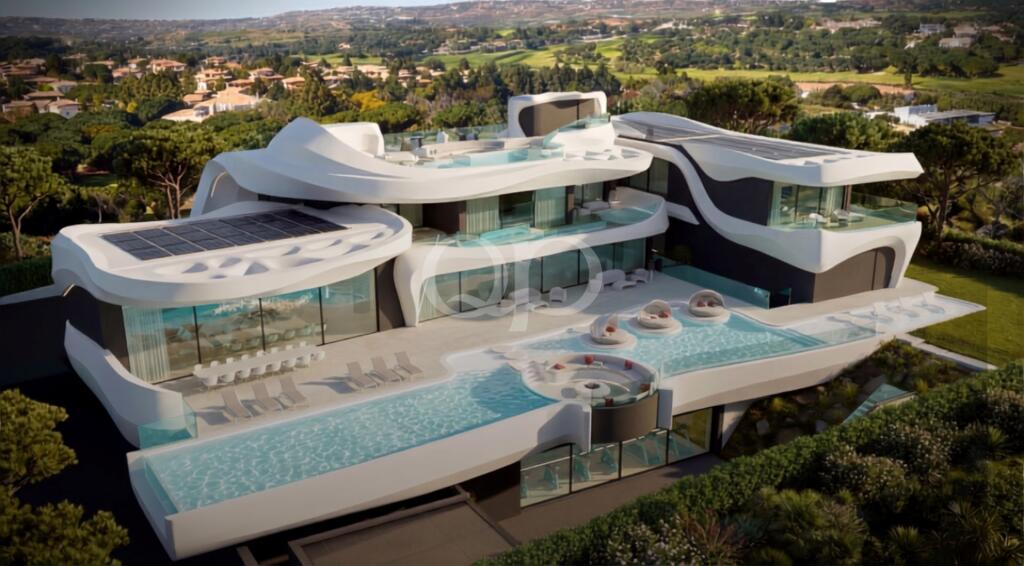 Main image of property: Algarve, Quinta Do Lago