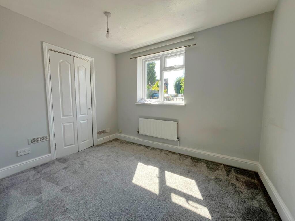 Rectory Lane, Ashtead, Surrey, KT21 photo 4