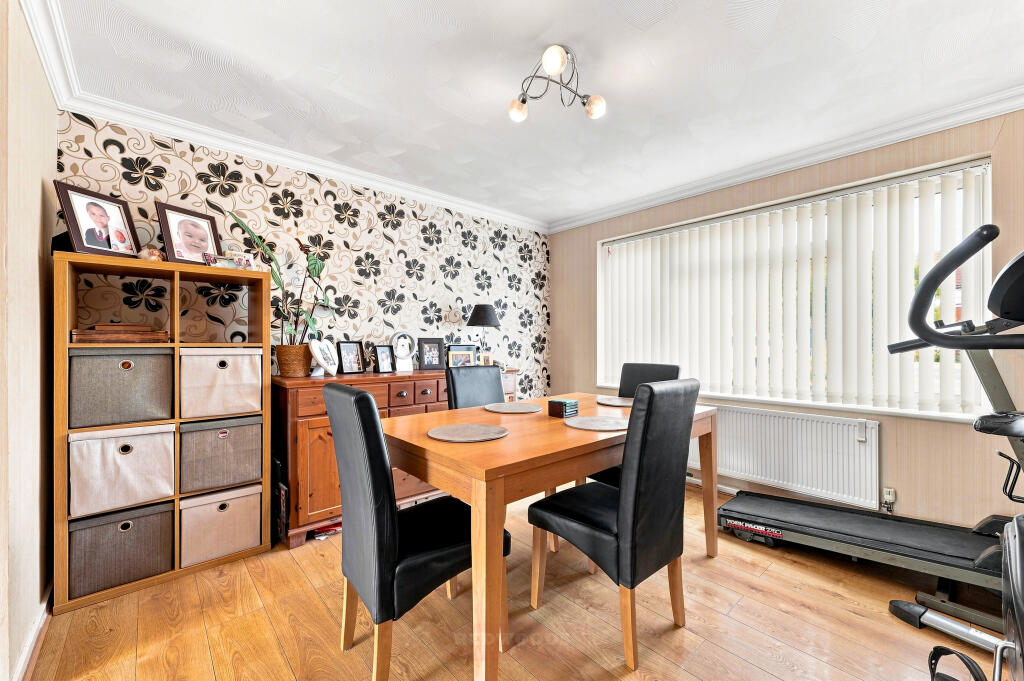 House in Old Windsor, Windsor and Maidenhead - View 3
