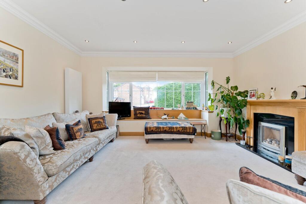 Daiches Braes, Edinburgh, EH15 image 5