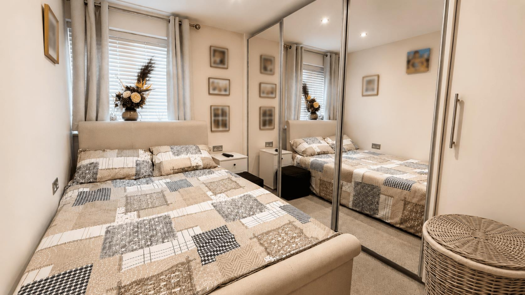 House in Macclesfield, Cheshire East - View 4
