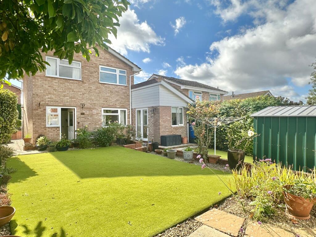 Lambourne Close, Ledbury, HR8 photo 2