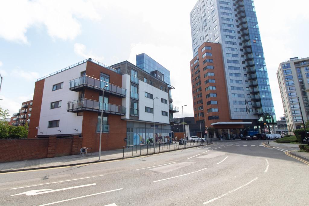 Apartment in Southampton - View 4