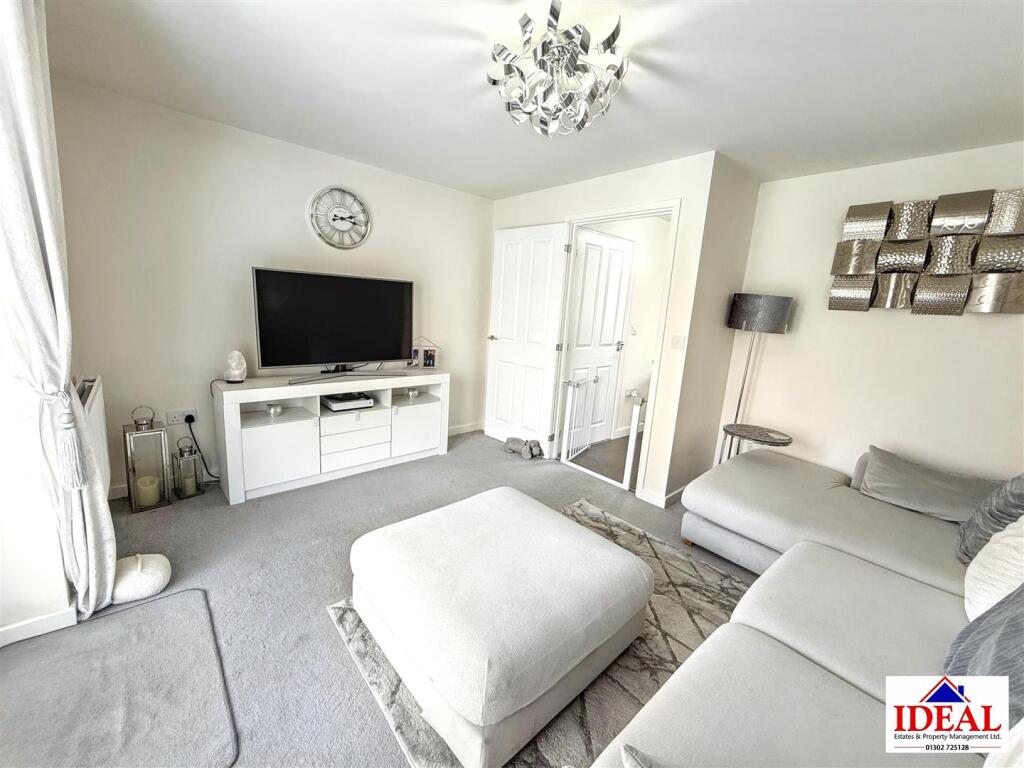 House in Doncaster, South Yorkshire - View 5