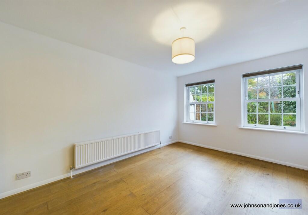 House in Runnymede, Chertsey - View 4