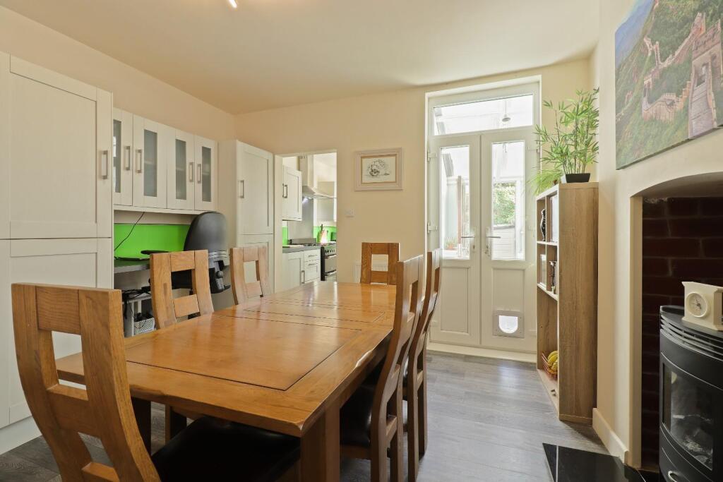House in Sheffield, Norton Lees - More