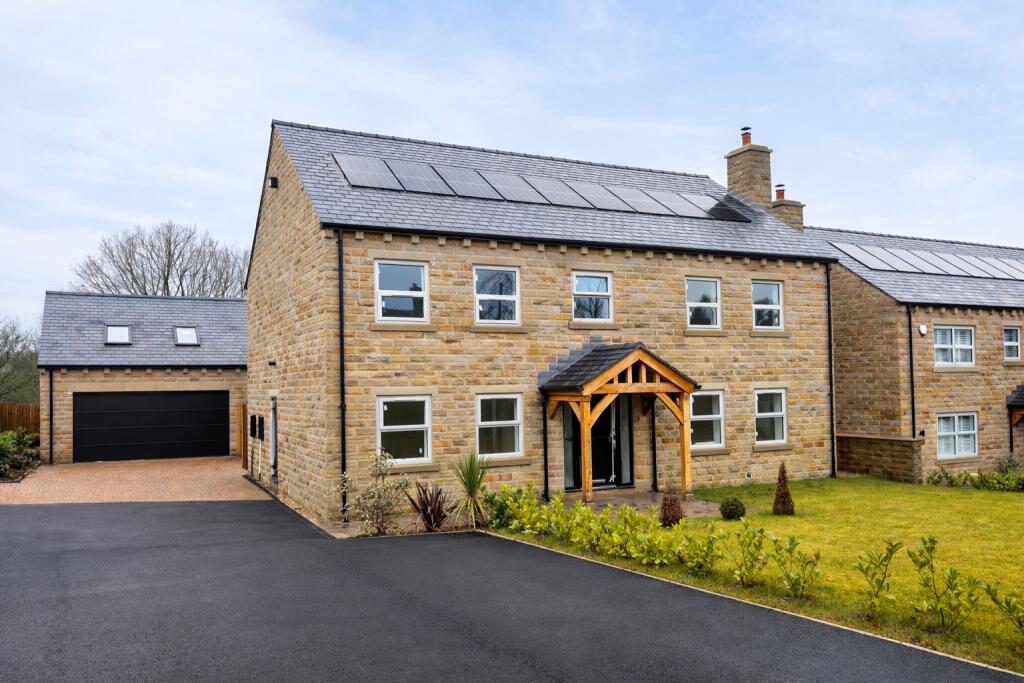 Main image of property: Leeds Road, Howden Clough, West Yorkshire, WF17