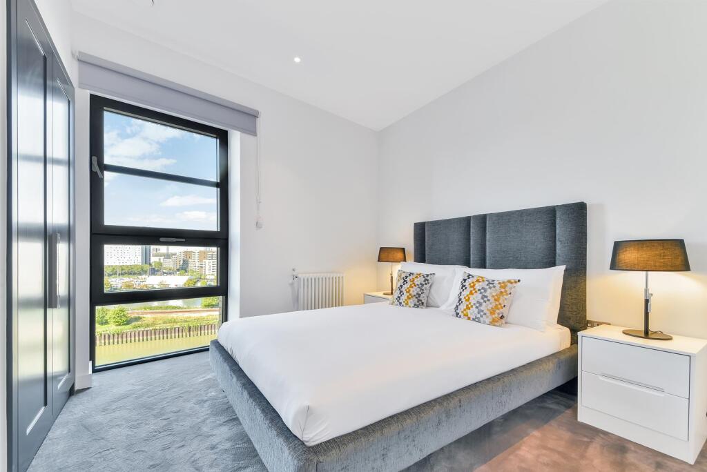 Apartment in London - More