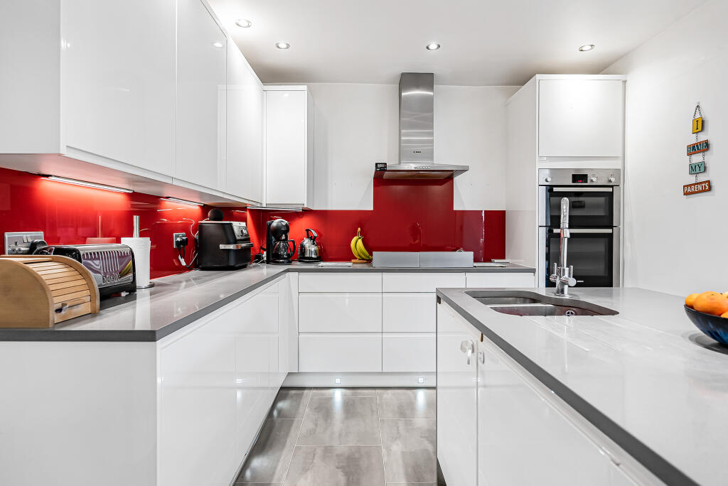 Additional image 12 of White Horse Lane, Burnham Green, AL6