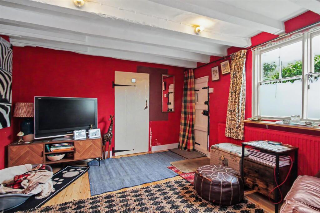 House in Kingston upon Thames - View 4