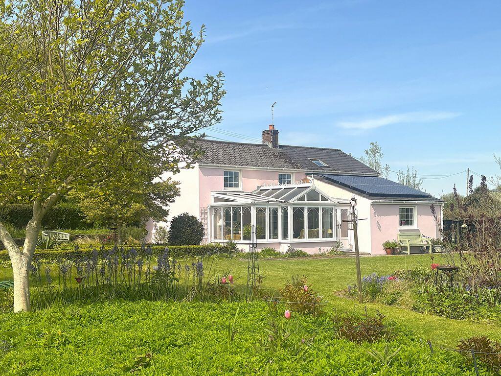 Main image of property: Mamhilad, Pontypool