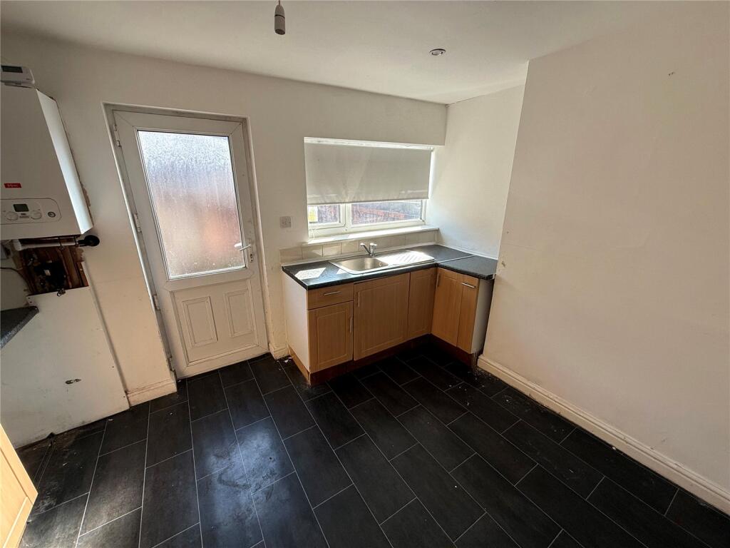 House in St Helens, Liverpool City Region - View 5