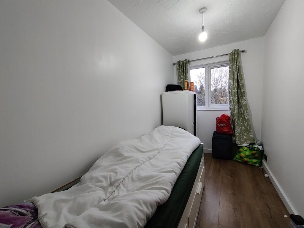 Additional image 5 of Tudor Close, Hatfield