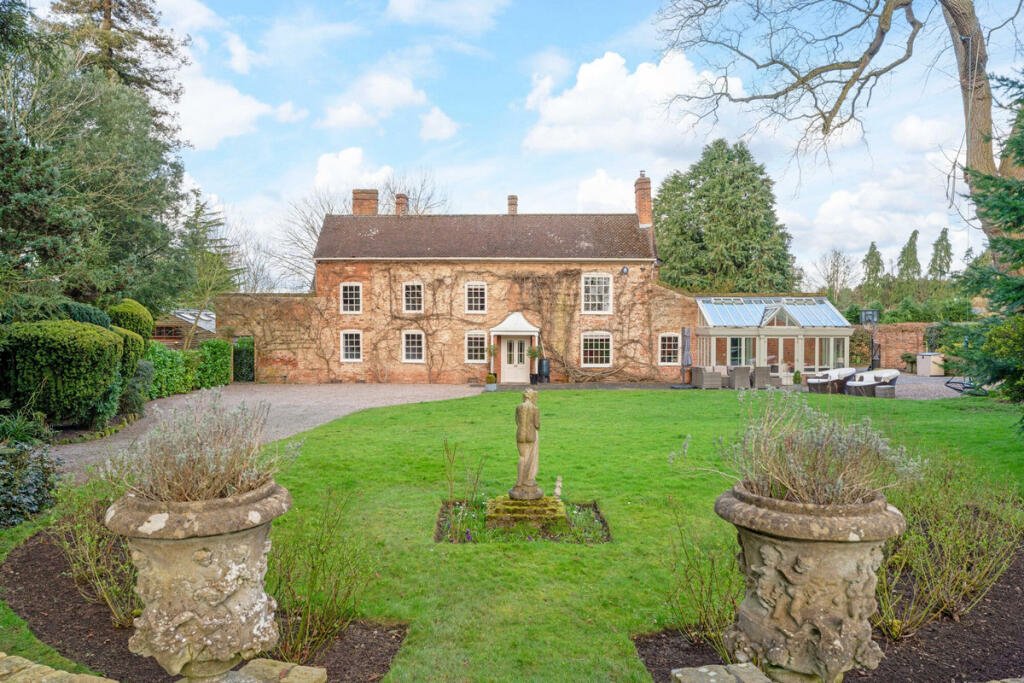 Main image of property: Grafton Lane Upton Warren Bromsgrove, Worcestershire, B61 7HA