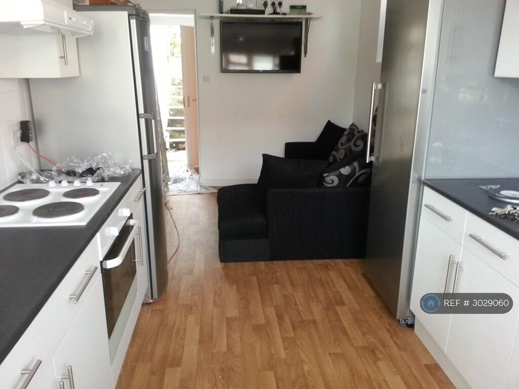 House in Brighton, Hollingdean - View 2