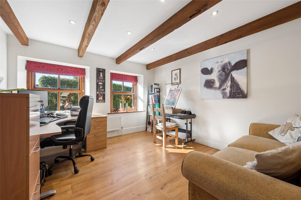 House in Preston - View 5