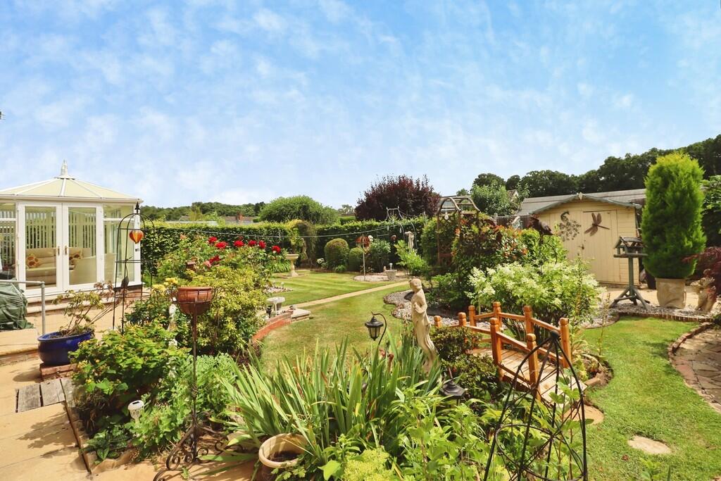 House in West Lindsey, Sudbrooke CP - View 4