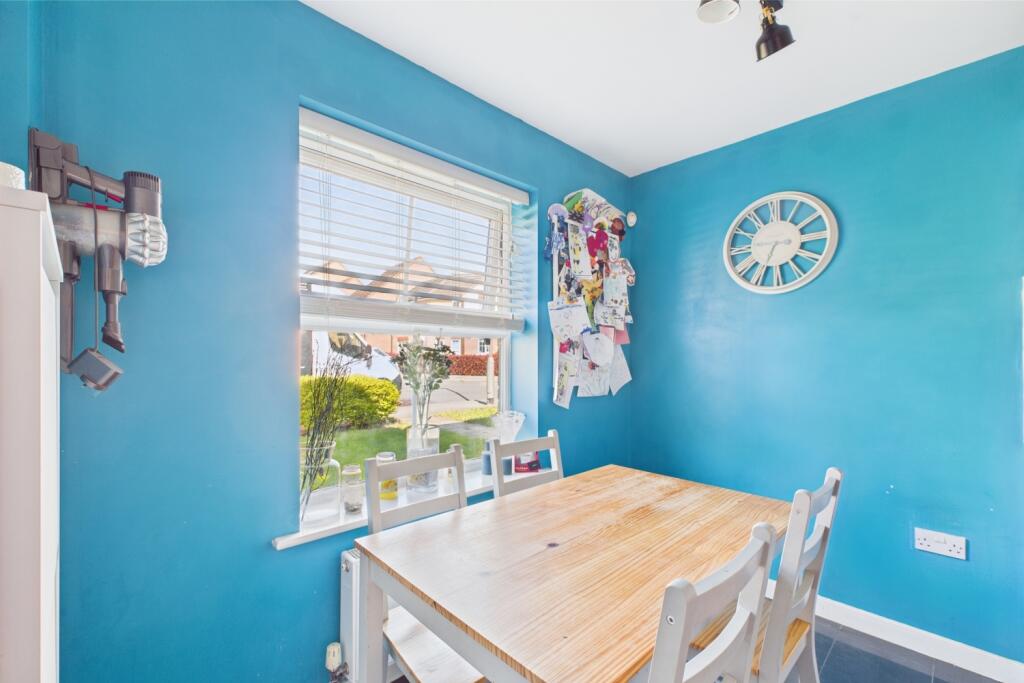 Johnson Drive, Leighton Buzzard, LU7 photo 5