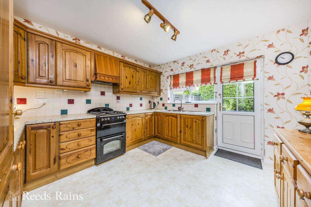 House in Macclesfield, Tytherington - View 4