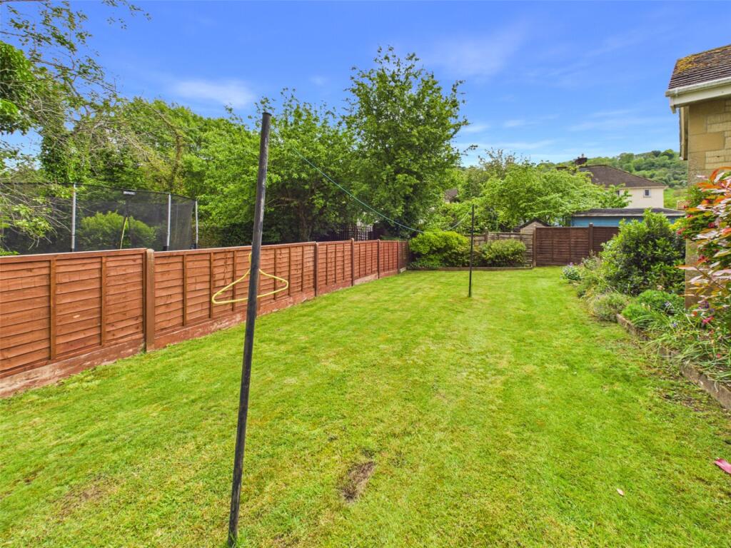 House in Gloucester - View 4