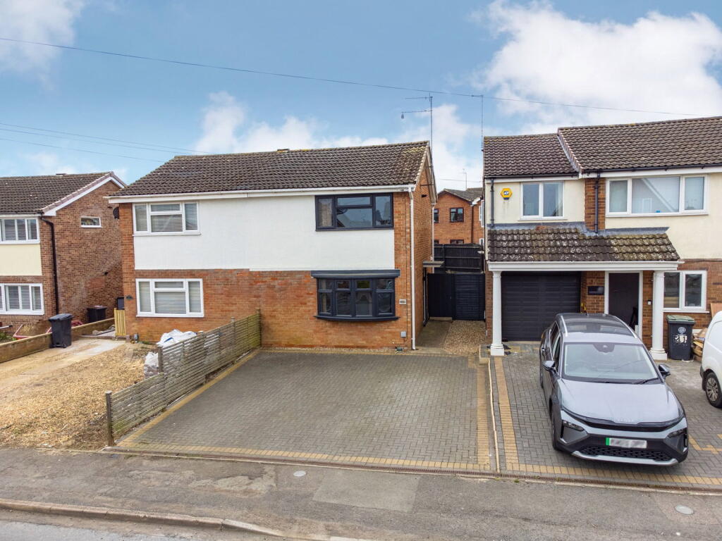 Main image of property: Whitefriars, Rushden, NN10 9PD
