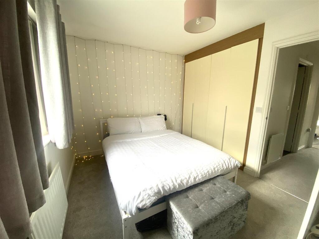 House in Taunton - View 4