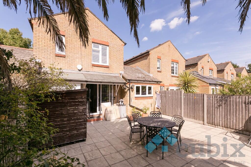 Main image of property: Milton Close, London, SE1