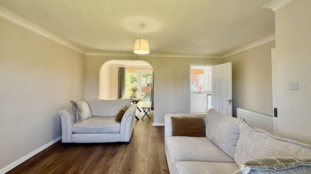 House in Lincoln - View 4