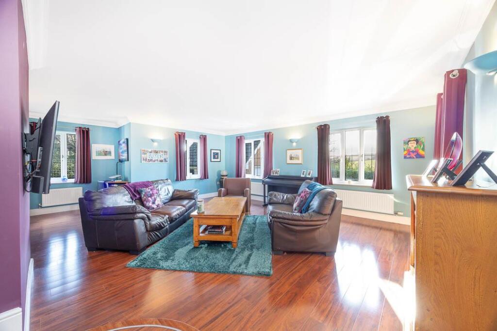 House in Crosby, Glen Vine - View 5