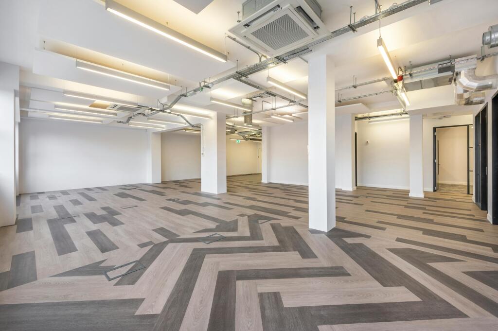 office 1.jpg