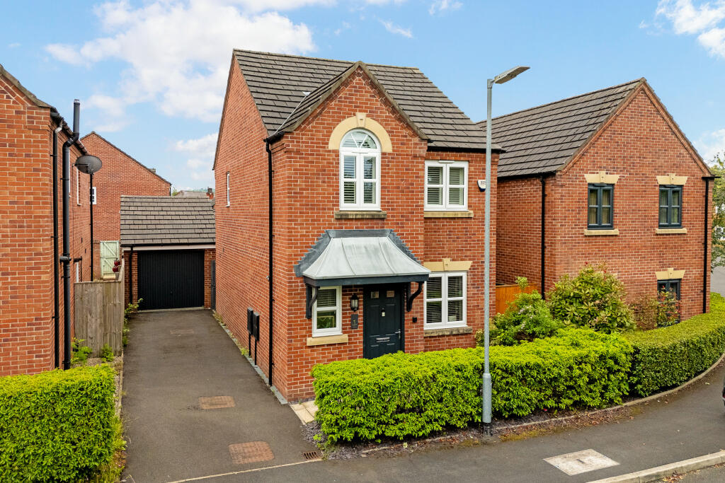 Main image of property: Dale Crescent, Hyde