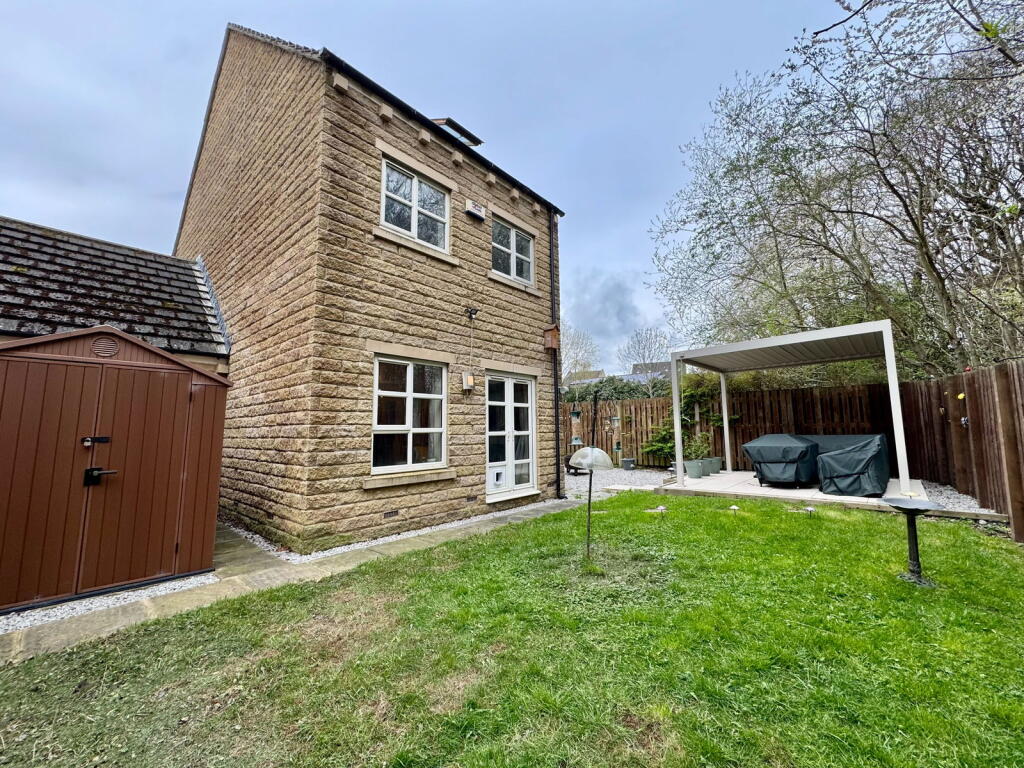 House in Kirklees, West Yorkshire - View 4