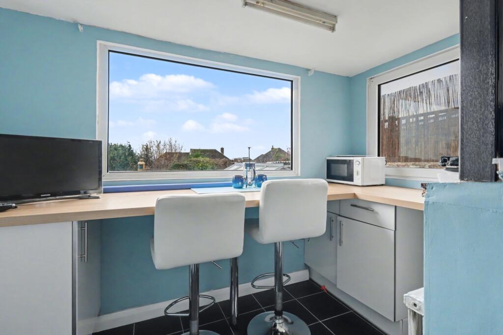 Willow Avenue, Exmouth, EX8 4QS photo 4