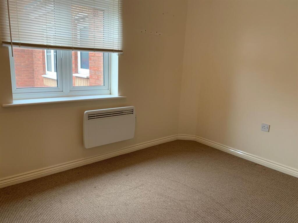 Additional image 4 of Russell Close, Wilnecote, Tamworth