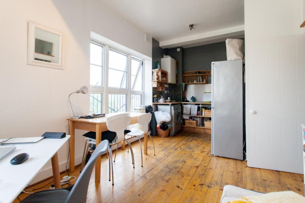 Apartment in London, Stoke Newington - More